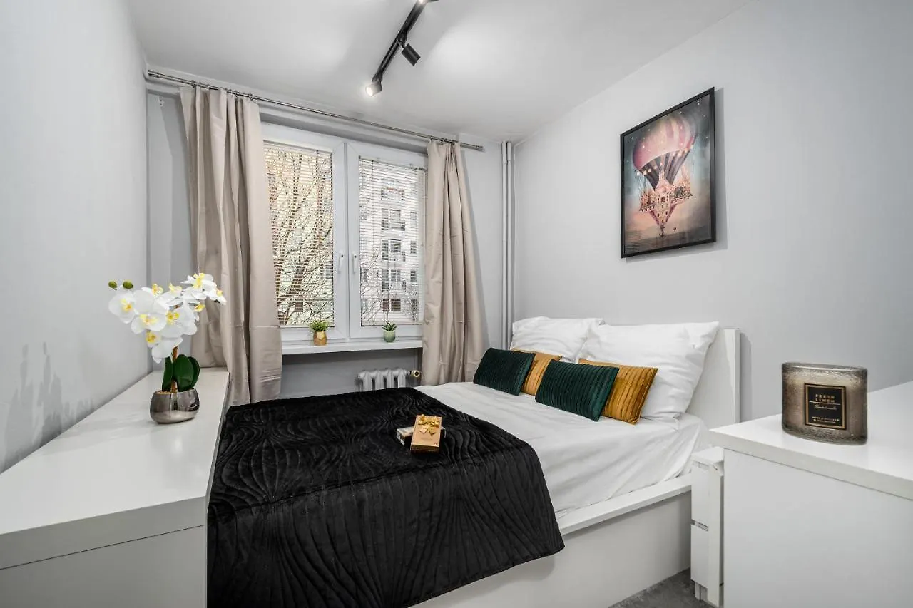Warsaw Apartments Moldawska 13 Street location